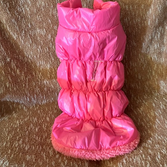CHICDOG pink puffy VEST dog Sz M (see chart) pre-owned with D-ring slit - Picture 2 of 12